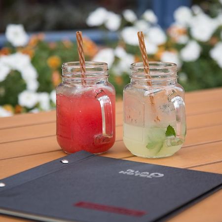 Glas-Hotel 4* Zary  Bagian luar foto